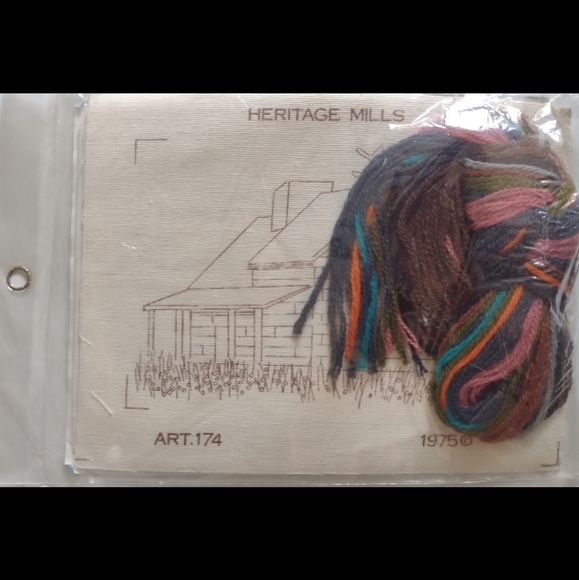 Vintage Needle Art By Heritage Mills Cottagecore 1976 - Picture 3 of 4